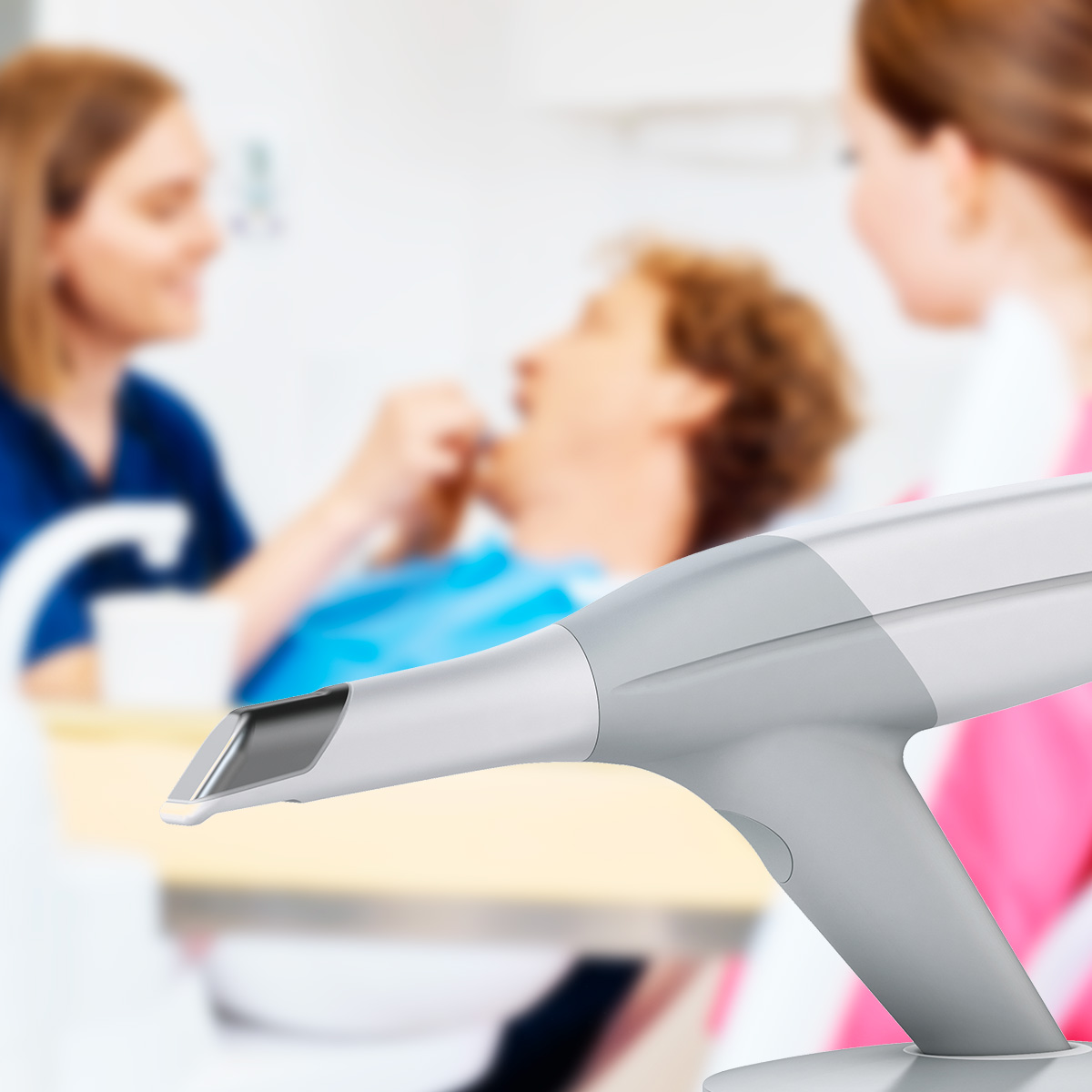 Intraoralscanner in Großaufnahme in der Zahnarztpraxis Pfau in Rottweil